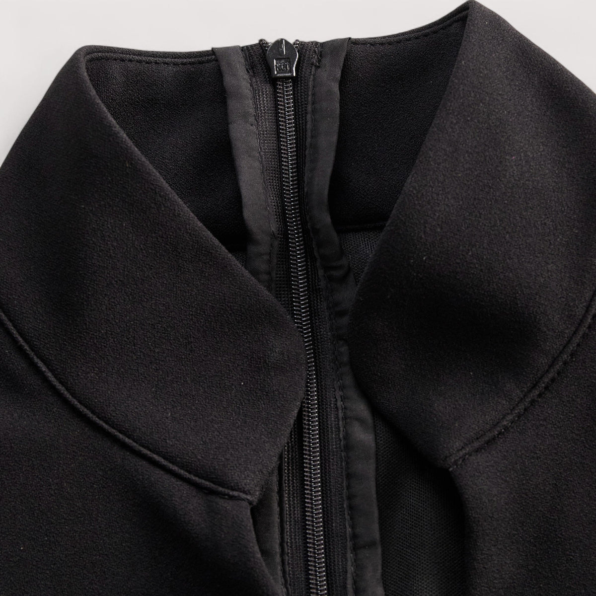 Kate | Refined black dress with belt and mandarin collar