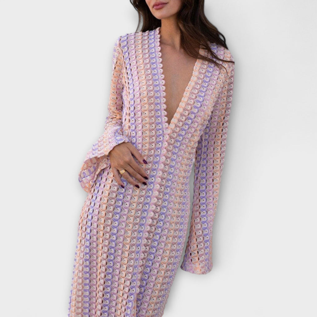Elina – Maxi Dress with V-Neck and Holiday Flair